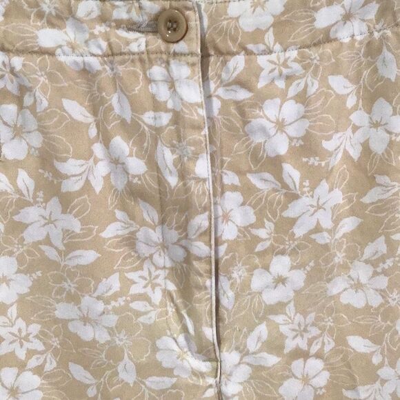 Pants, Liz Claiborne Womens Capris, 14, Liz Sport - Picture 3 of 7